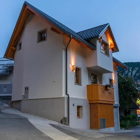 House Zupanc Dom wakacyjny *