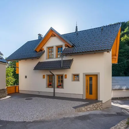 Dom wakacyjny House Zupanc Bohinj